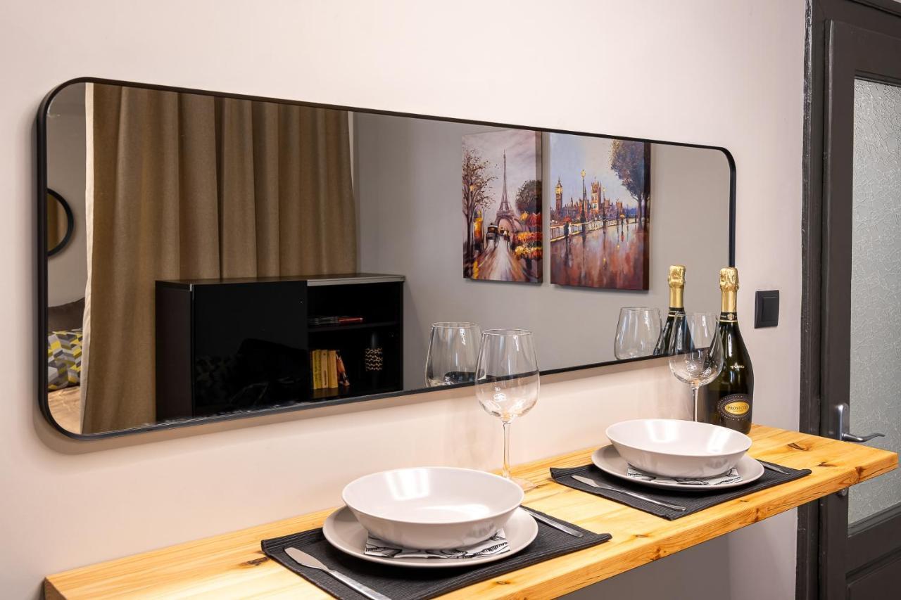 Bohemia - New Apartment With Stylish Design Sofia Exterior foto